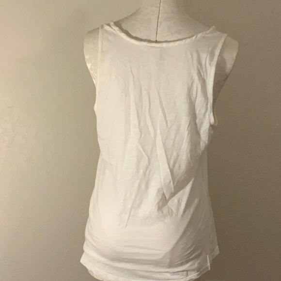 XL white tank top with pocket , never worn - Picture 4 of 5